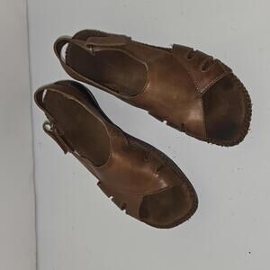 0316 Naturalizer MIAMI‎ Brown Sling Back Sandals Casual Walking Shoe Size 9